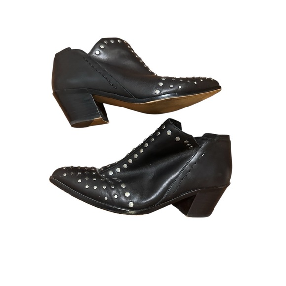 1.STATE Studded Black Leather Ankle Boots Edgy Minimal Western Chic Sz 6 - Picture 3 of 5